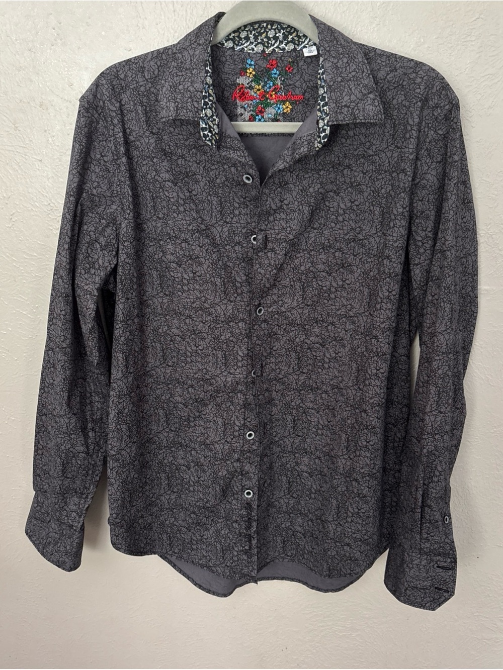 Robert Graham Men's Charcoal Gray Patterned Button-Down Shirt